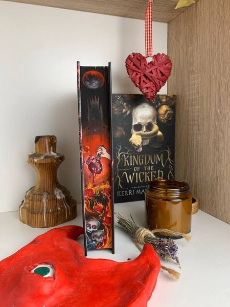 Королівство страхітливих із ексклюзивним зрізом. Книга 3  9786175483145 фото